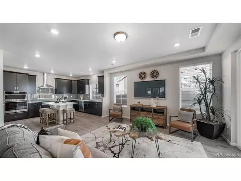21875 E 51st Dr, Aurora, CO 80019 photo 7