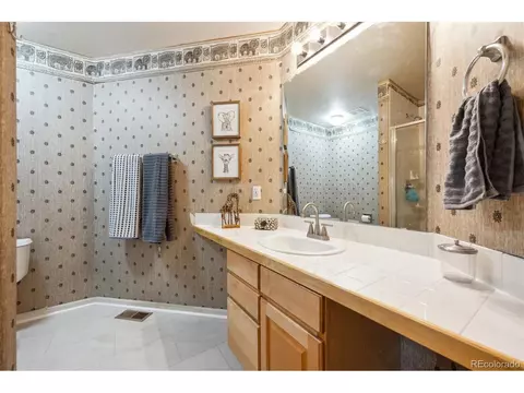 Undisclosed, Thornton, CO 80241 photo 31