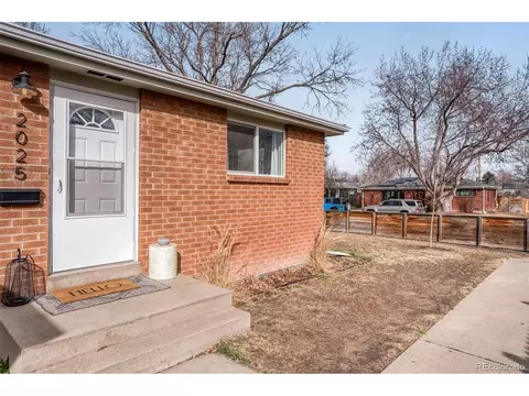 Exterior - 2025 Jay St, Edgewater, CO 80214 photo 4 of 6