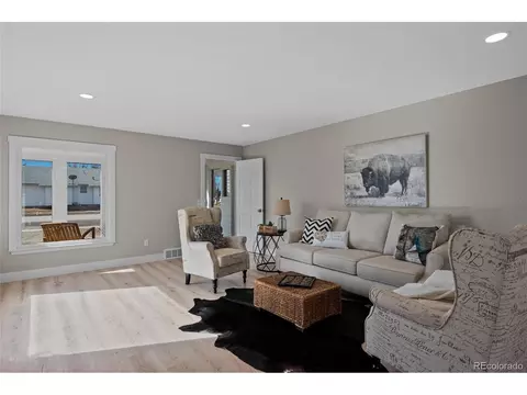 425 G Ave, Limon, CO 80828 photo 4