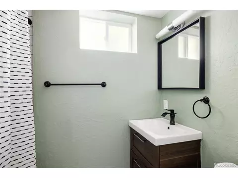 Undisclosed, Denver, CO 80207 photo 16
