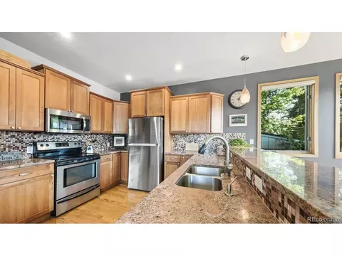 396 E Warren Ave, Denver, CO 80210 photo 7