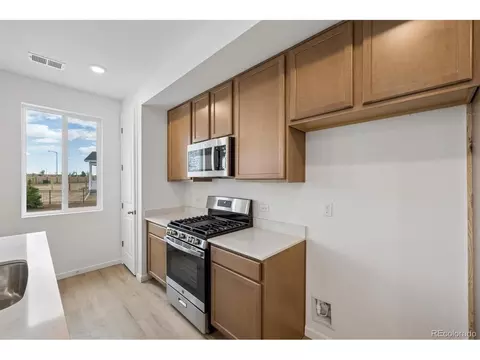 24185 E 30th Pl, Aurora, CO 80019 photo 4