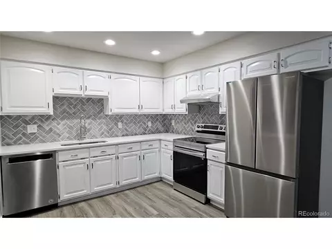 12192 E Hawaii Dr, Aurora, CO 80012