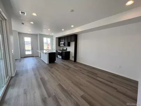21181 E 67th Ave, Aurora, CO 80019 photo 5