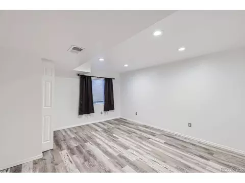 4512 Cornish Way, Denver, CO 80239 photo 24