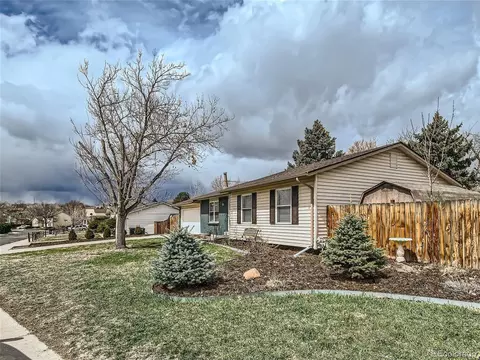 1749 E 97th Dr, Thornton, CO 80229 photo 3
