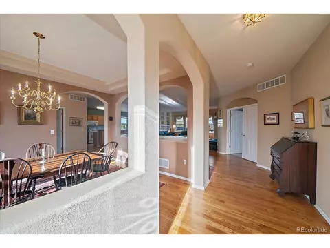 22725 E Long Dr, Aurora, CO 80016 photo 4