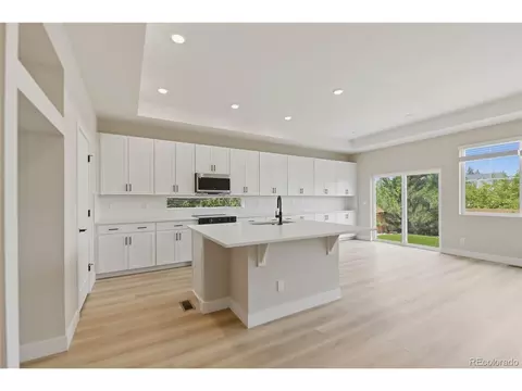 Kitchen - 17549 E 103rd Dr, Commerce City, CO 80022 photo 3 of 4