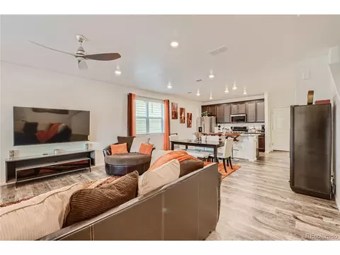 21566 E 59th Pl, Aurora, CO 80019 photo 2