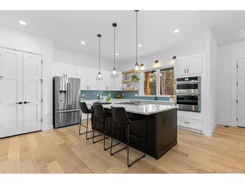 8006 S Settlers Dr, Morrison, CO 80465 photo 2