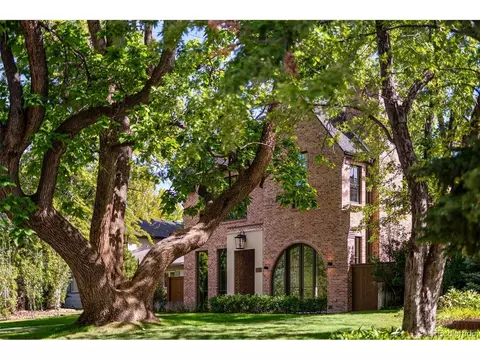 2520 S Fillmore St, Denver, CO 80210