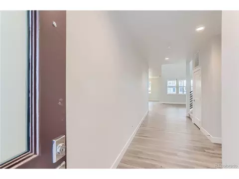 2760 E 102nd Pl, Thornton, CO 80229 photo 3