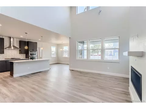2760 E 102nd Pl, Thornton, CO 80229 photo 7