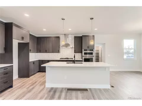 2760 E 102nd Pl, Thornton, CO 80229 photo 10
