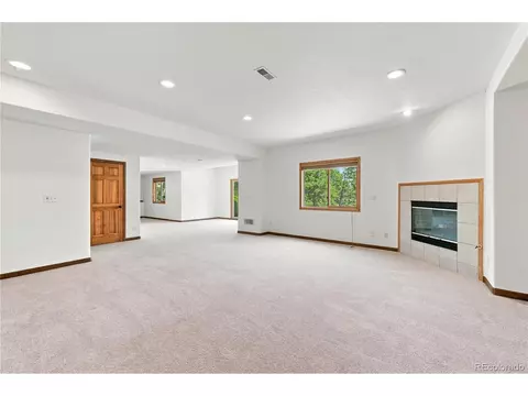 Living - 26373 E Phillips Pl, Aurora, CO 80016 photo 6 of 6
