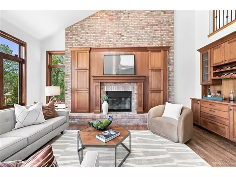 Living - 26373 E Phillips Pl, Aurora, CO 80016 photo 2 of 6