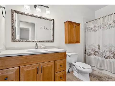 Bath - 50000 E 112th Ave, Bennett, CO 80102 photo 2 of 4