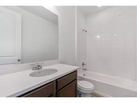 27696 E 10th Dr, Aurora, CO 80018 photo 5