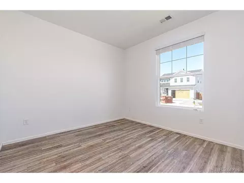 27696 E 10th Dr, Aurora, CO 80018 photo 3
