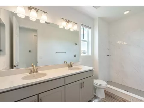27696 E 10th Dr, Aurora, CO 80018 photo 21