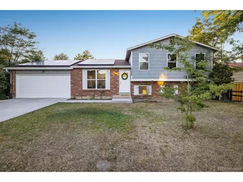16684 E Kansas Dr, Aurora, CO 80017