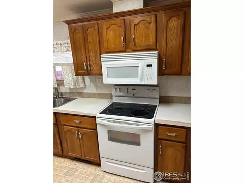 230 N 2nd St #27, Berthoud, CO 80513 photo 3