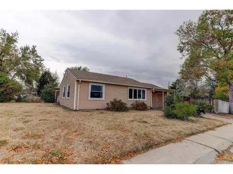 10548 E 12th Ave, Aurora, CO 80010 photo 1