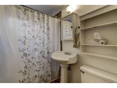10548 E 12th Ave, Aurora, CO 80010 photo 13