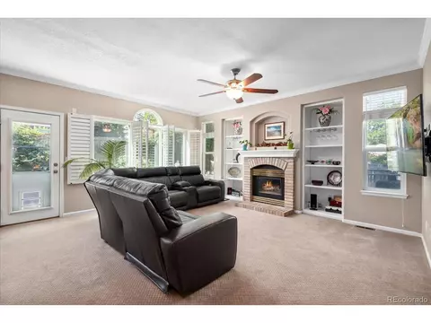 19960 E Belleview Ln, Centennial, CO 80015 photo 13