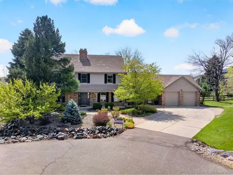 1 Snowy Owl Ln, Littleton, CO 80127