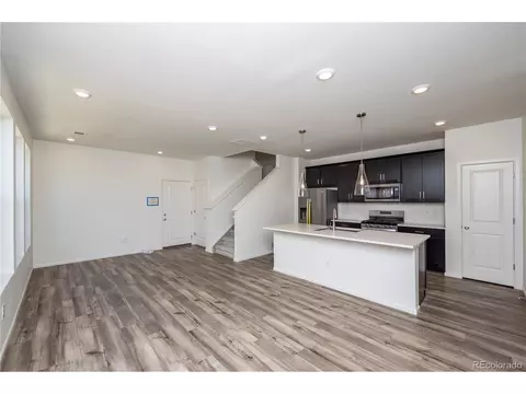 21131 E 63rd Dr, Aurora, CO 80019 photo 5