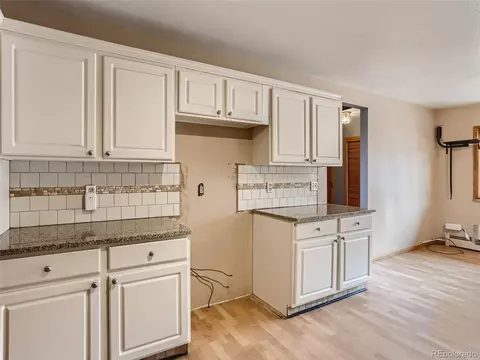 13619 E 2nd Ave, Aurora, CO 80011 photo 14