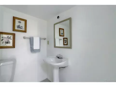 734 Grape St, Denver, CO 80220 photo 13