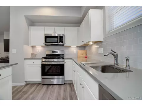 Kitchen - 28418 E 8th Pl, Watkins, CO 80137 photo 3 of 4