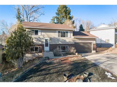 5024 S Raindrop Cir, Colorado Springs, CO 80917