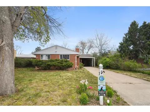 2040 Lansing St, Aurora, CO 80010