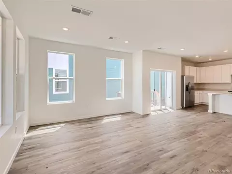 450 Kiowa Ave, Bennett, CO 80102 photo 5