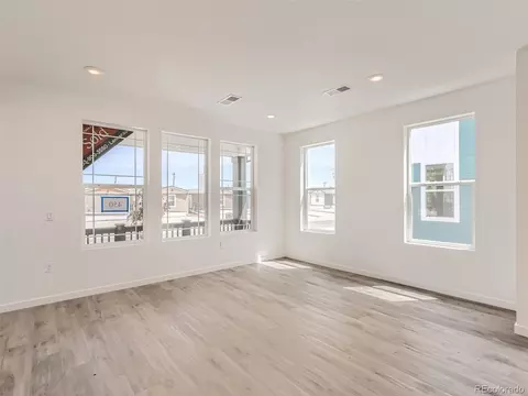 450 Kiowa Ave, Bennett, CO 80102 photo 7
