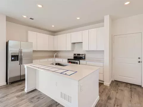 450 Kiowa Ave, Bennett, CO 80102 photo 9