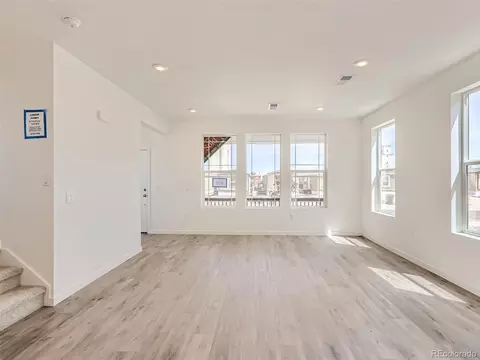 450 Kiowa Ave, Bennett, CO 80102 photo 6
