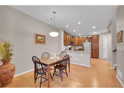 8911 E Otero Pl, Centennial, CO 80112 photo 9