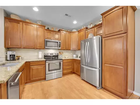 8911 E Otero Pl, Centennial, CO 80112 photo 13
