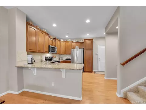 8911 E Otero Pl, Centennial, CO 80112 photo 11