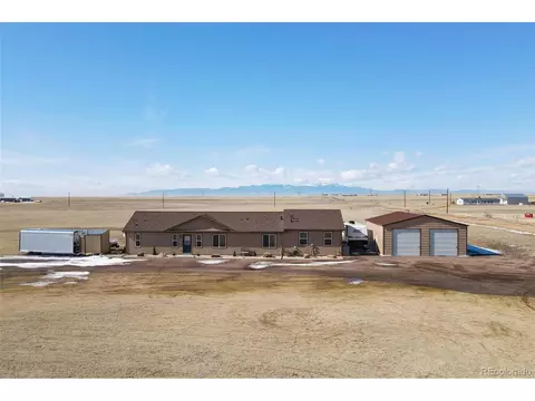 30135 Elway Pt, Yoder, CO 80864 photo 2