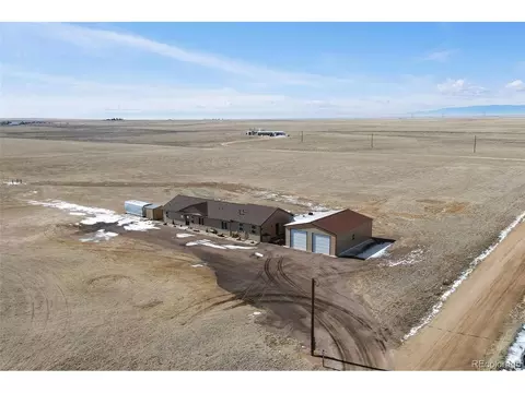 30135 Elway Pt, Yoder, CO 80864 photo 3