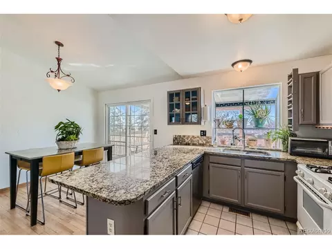 220 E Cornwall Ct, Lafayette, CO 80026 photo 9