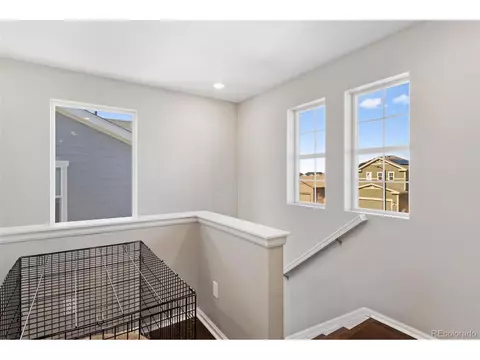 27640 E 7th Ln, Aurora, CO 80018 photo 11