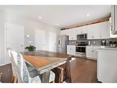 27640 E 7th Ln, Aurora, CO 80018 photo 6