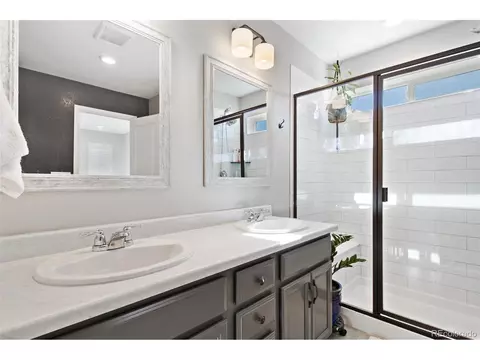 27640 E 7th Ln, Aurora, CO 80018 photo 15